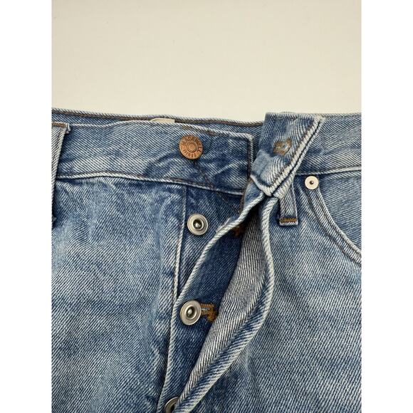 Madewell Womens Relaxed Denim Jean Shorts Size 32 Light Wash Distressed Denim - Picture 4 of 9